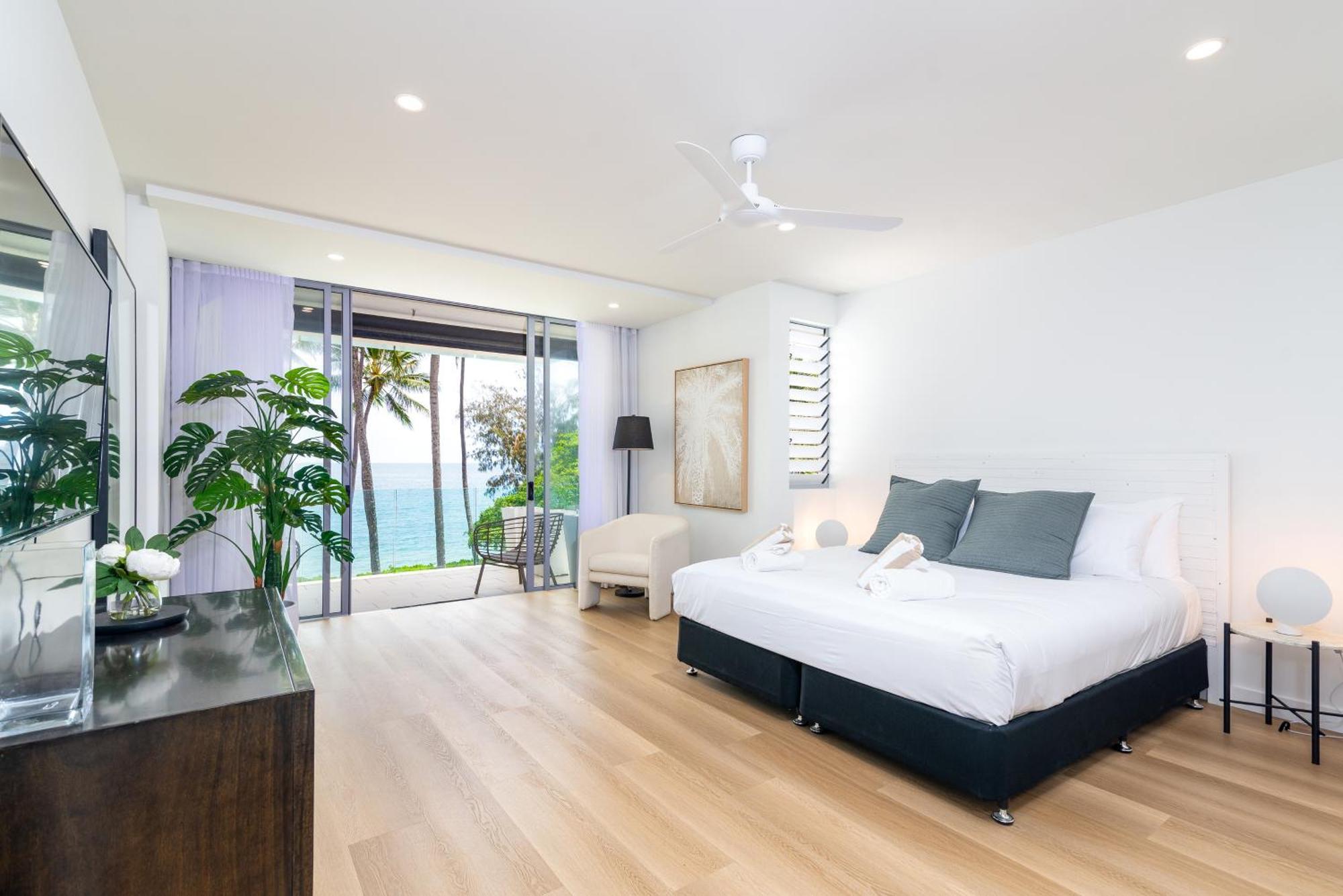 Hotel Imagine Drift Palm Cove Exterior foto