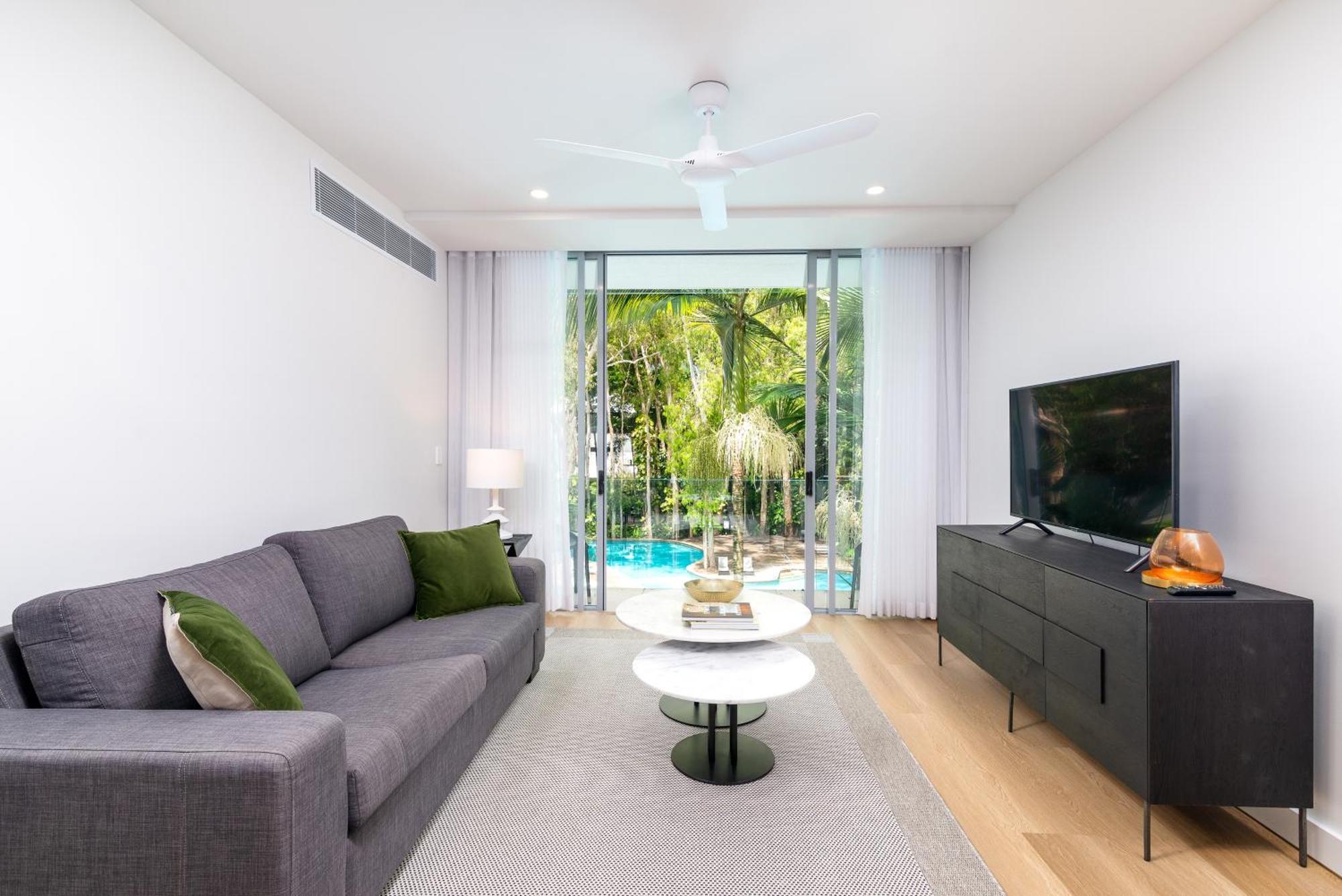 Hotel Imagine Drift Palm Cove Exterior foto
