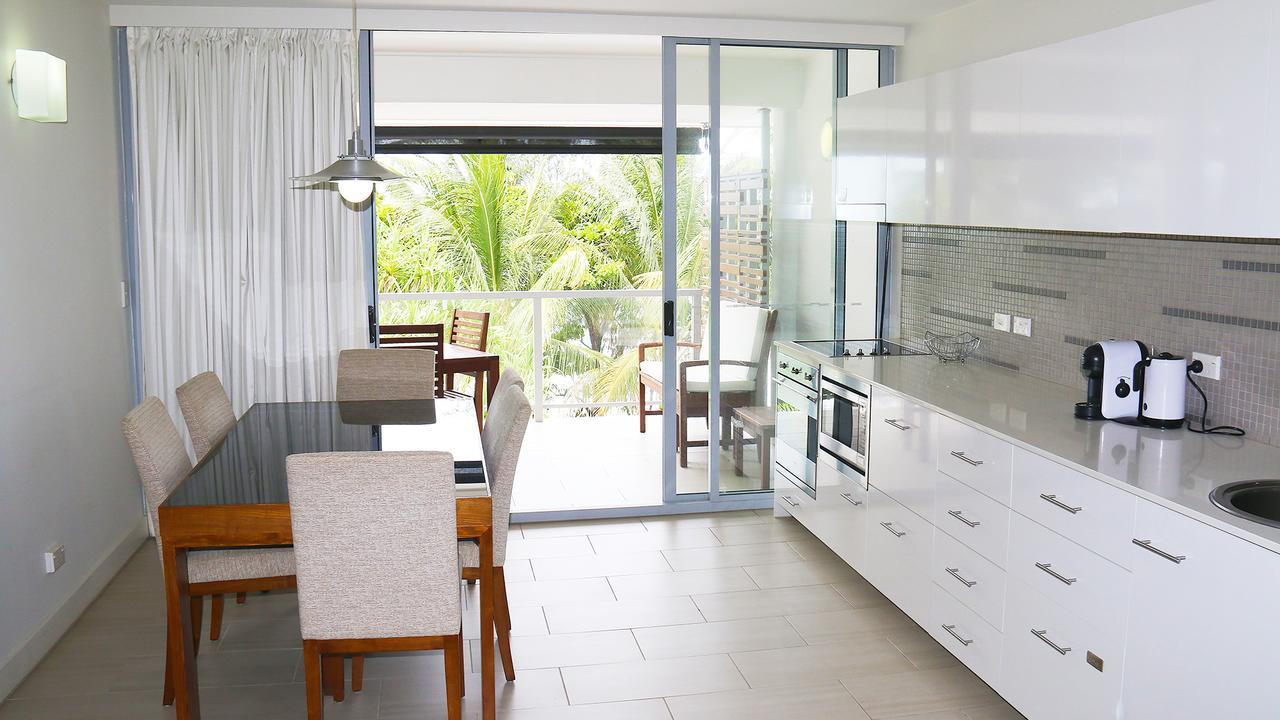 Hotel Imagine Drift Palm Cove Exterior foto
