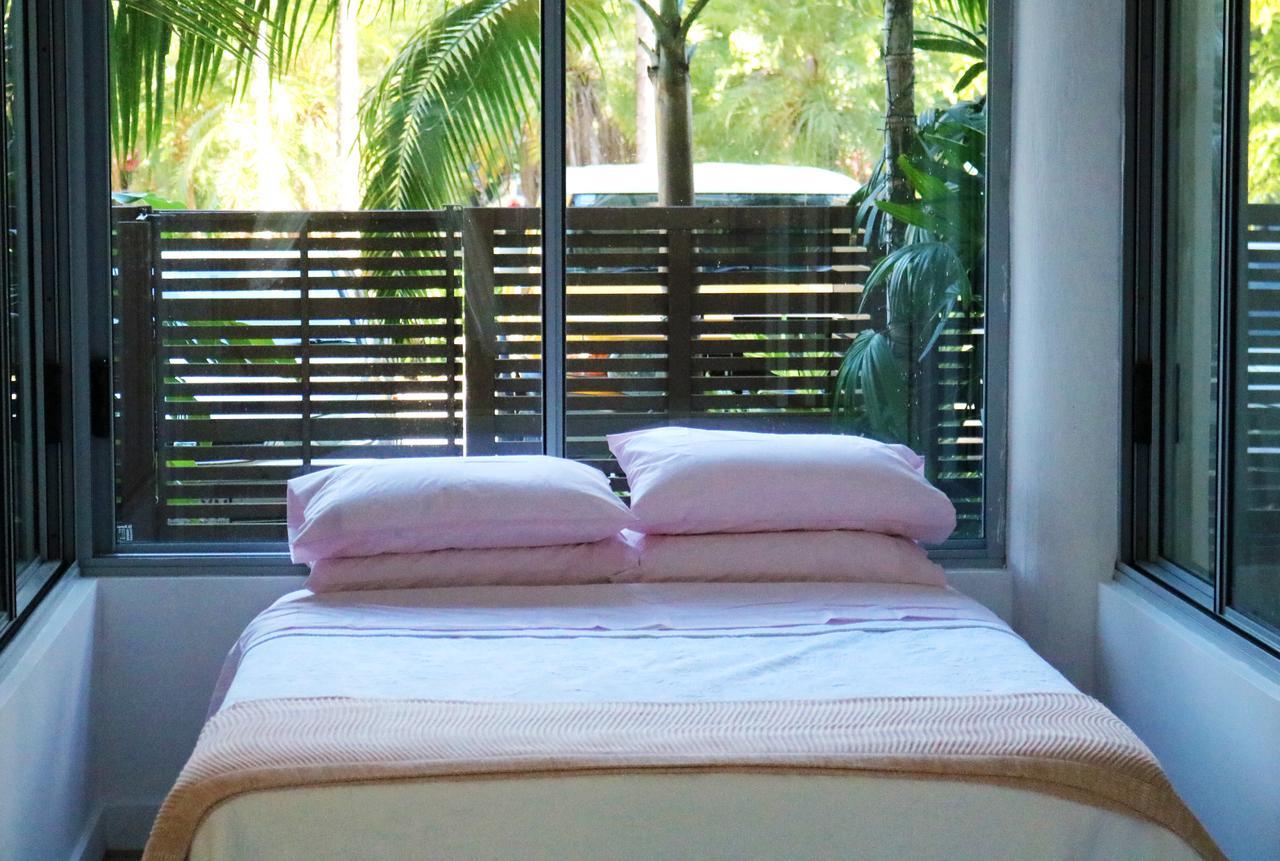 Hotel Imagine Drift Palm Cove Exterior foto