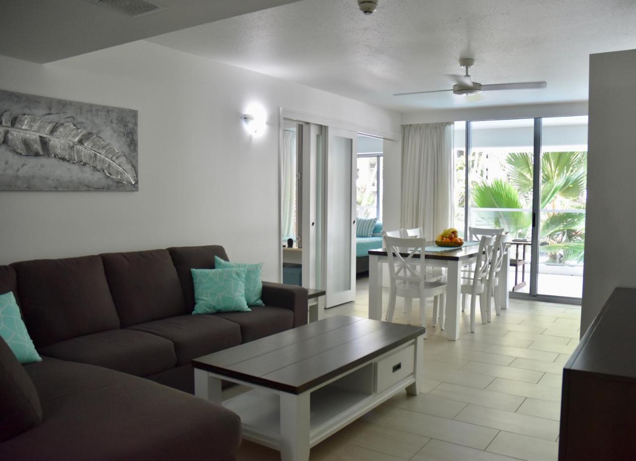 Hotel Imagine Drift Palm Cove Exterior foto